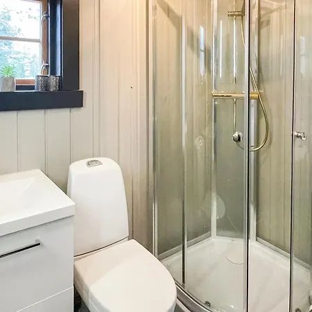 Pet Friendly In With Wifi Holiday home Ostby
